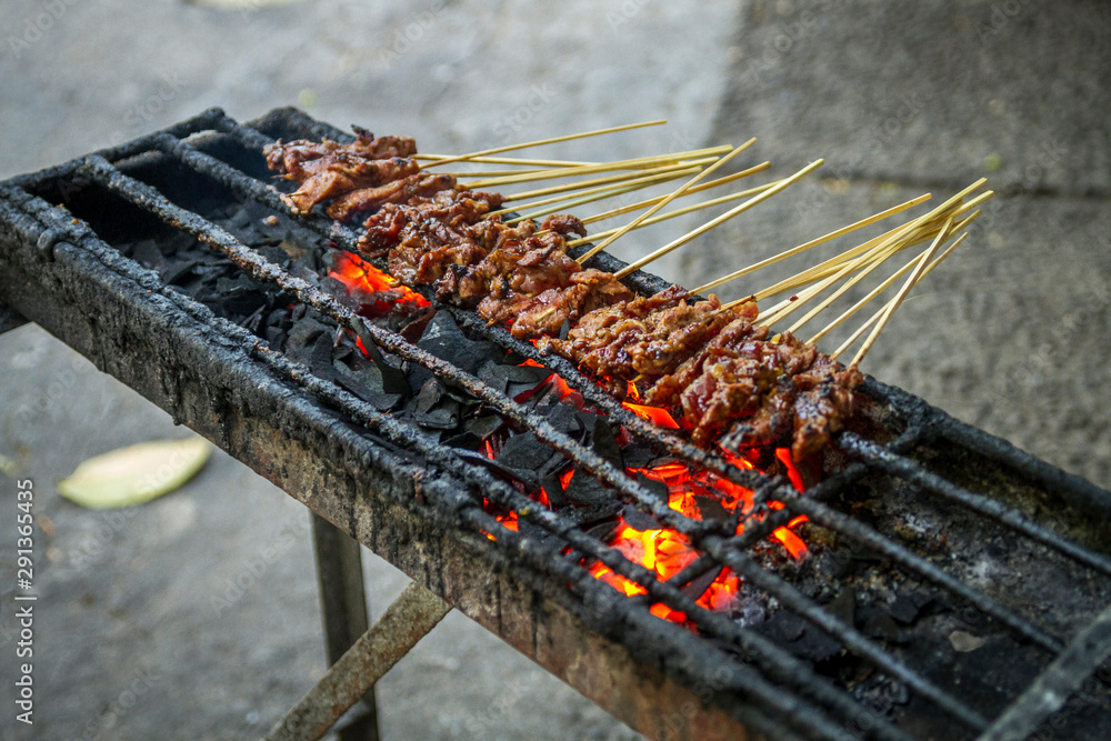 Satay griller hotsell