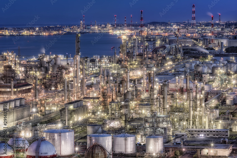 三重県・四日市市 うみてらす14展望台からの工場夜景