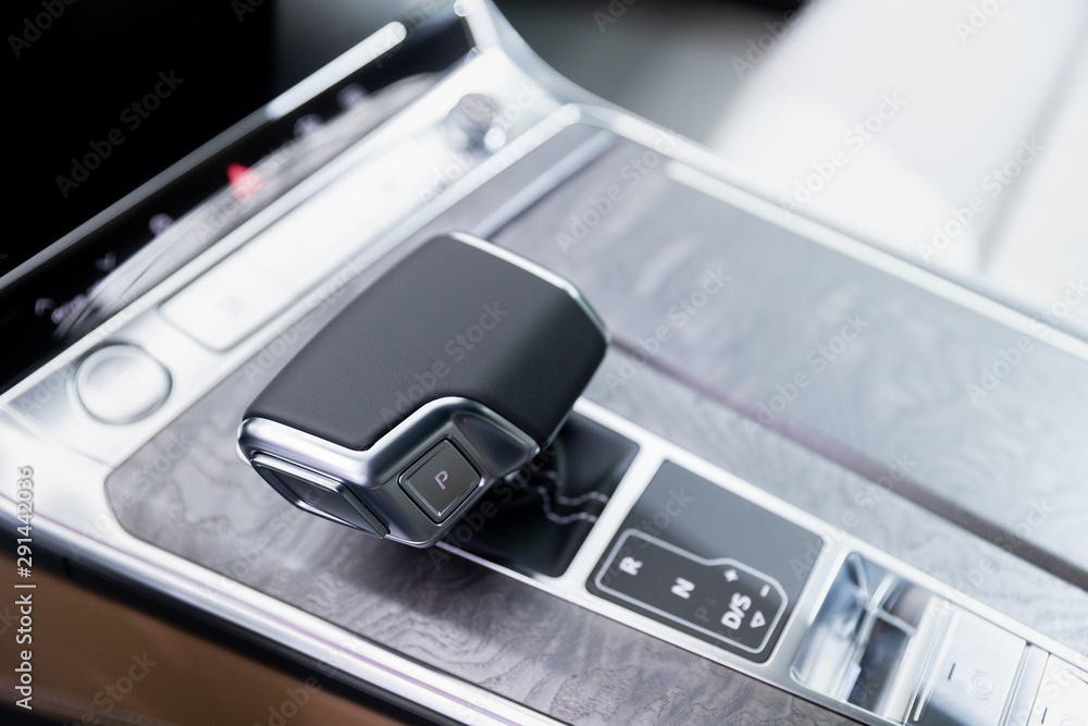 Luxury car, automatic transmission. Business class auto. Luxury car, automatic transmission. Business class auto.