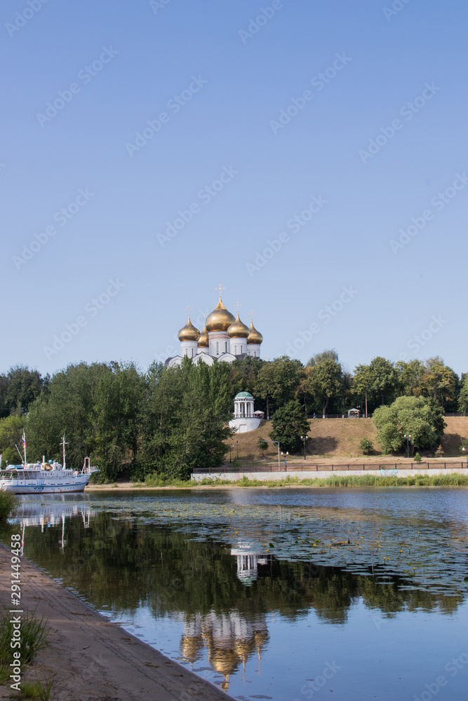Yaroslavl; on Kotoroslnaya the waterfront from the island of the island Yaroslavl; on Kotoroslnaya the waterfront from the island of the island