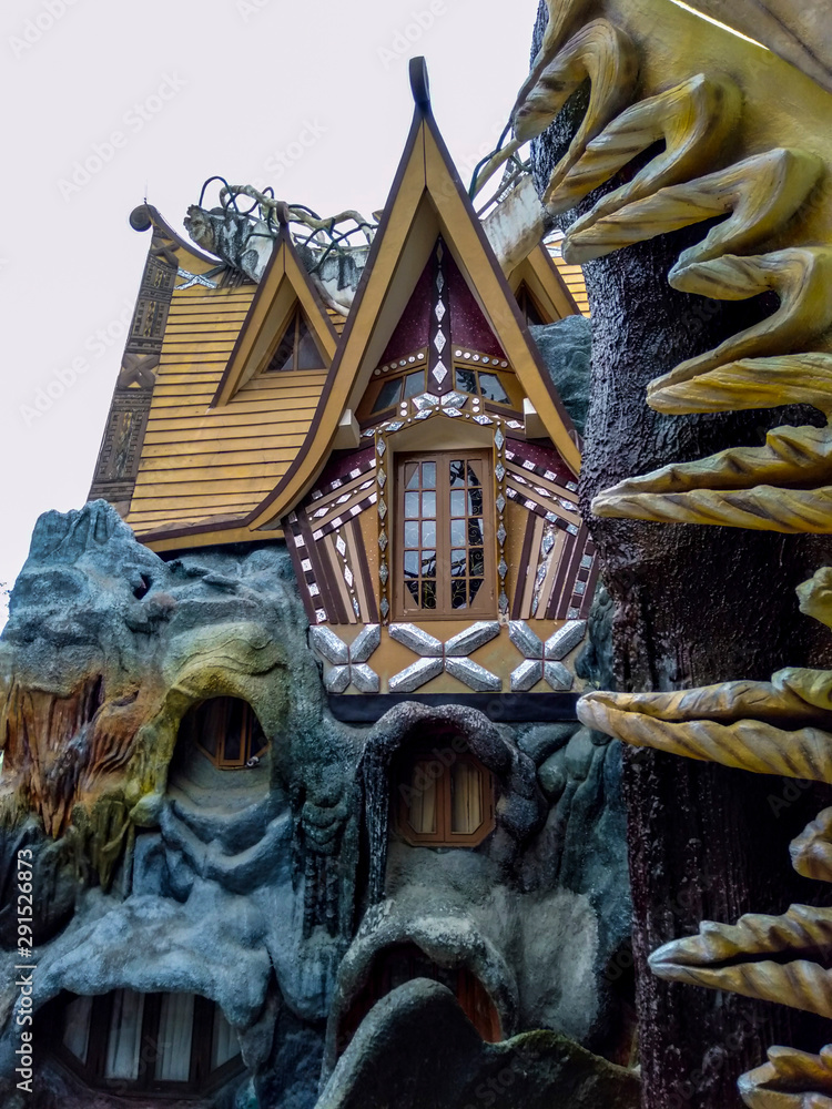 Fototapeta premium Crazy House in Da Lat, Vietnam 