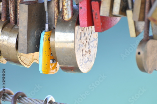 Promesse d'amore - Lucchetti sui ponti photo