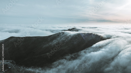 Photography Marina Highlands hills in the fog