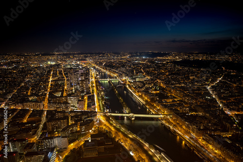Paris at night © LuisFillipe