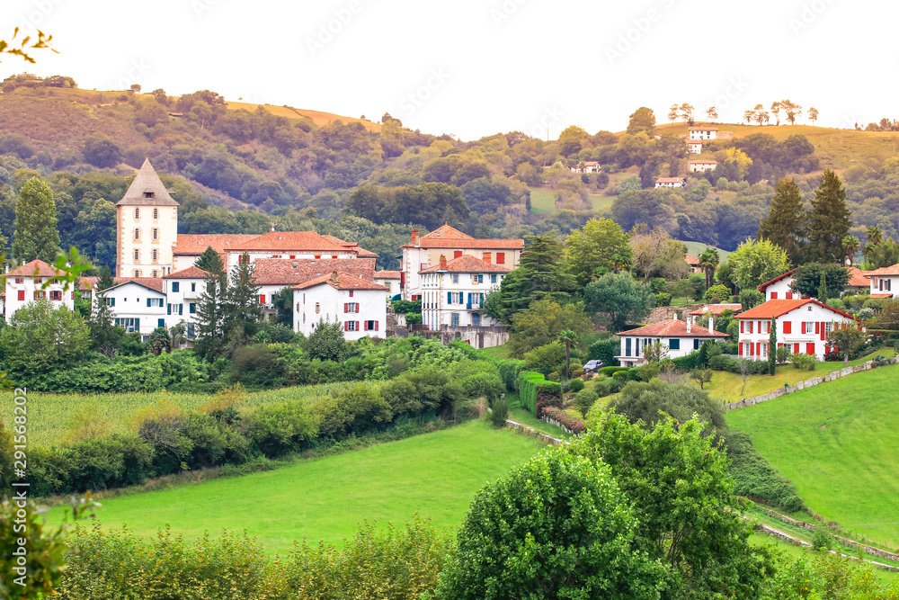 Village de Sare au Pays-Basque