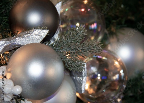 SILVER HOLIDAY XMAS DECORATIONS