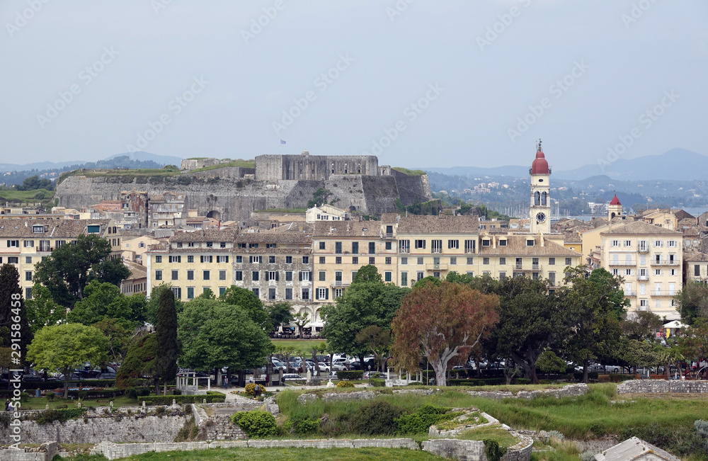 Obraz premium Blick von der Alten Festung auf Korfu-Stadt