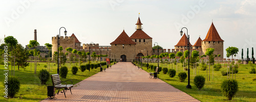 Canvastavla Bender fortress