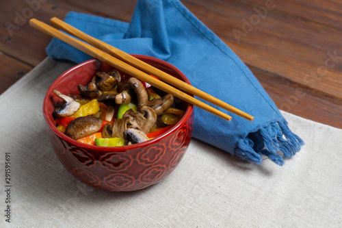 Healthy bowl of sautéed vegetables