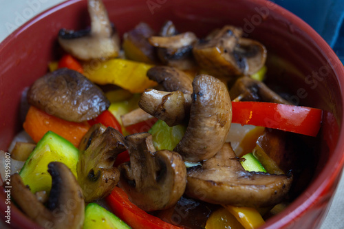Healthy bowl of sautéed vegetables