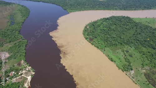 Cerros Mavicure o Mavecure en la orinoquia colombiana (Inirida_Guainia_Colombia)