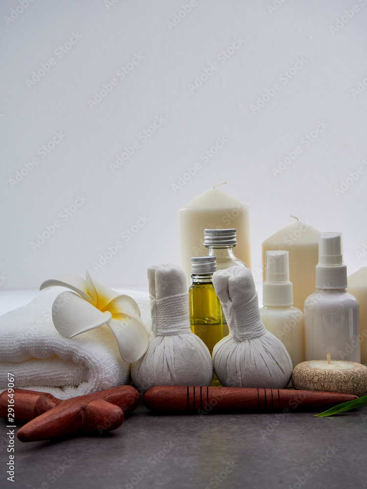 Guasa wood and massage oil. SPA Guasa wood and massage oil. SPA