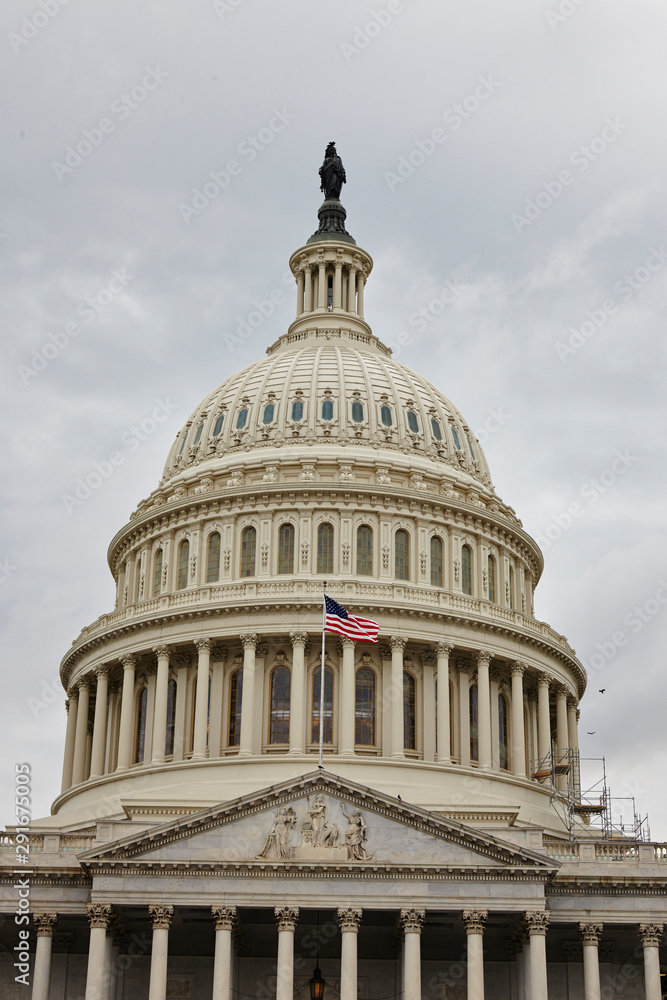 Fototapeta premium united states capitol building in washington dc