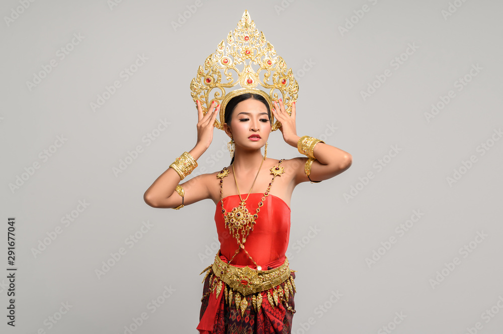 Traditional Thai Headdress