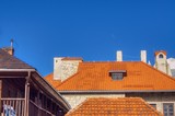 Kazimierz Dolny miasteczko turystyczne, charakterystyczne konstrukcje domów i dachów