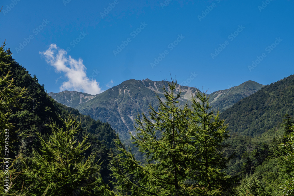 Obraz premium 南アルプスの山々