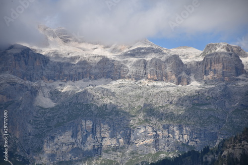 Sellagruppe, Marmorlada, Dolomiten, Piz Boe, Livinallongo del Col di Lana, Livinallongo, Belluno, Italien, Tal, Seitental, Buchenstein, Fodom, Venetien, Ornella, Alpen, Sella Gruppe, Dorf, Buchenstein photo