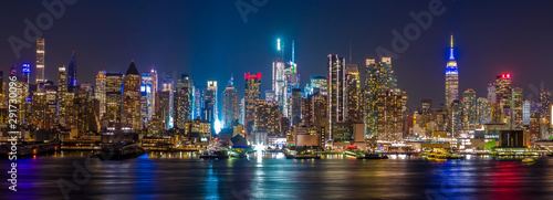 New York City Manhattan midtown buildings skyline 2019 September © blvdone