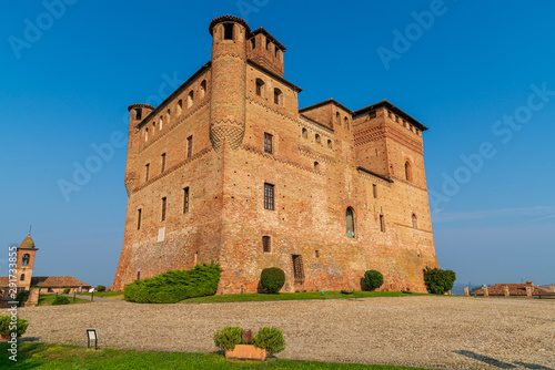 Castello di Grinzane Cavour, Langhe, Italia