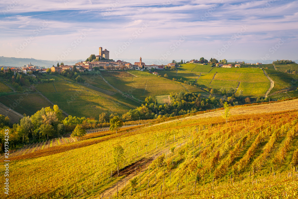 Serralunga d'Alba, Piemonte, Italia