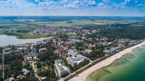 Mielno – piękne miasto i kurort pomiędzy Morzem Bałtyckim a Jeziorem Jamno © konradkerker