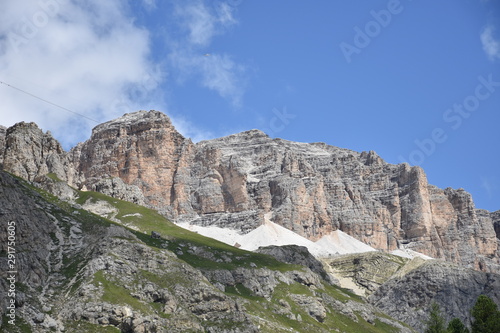 Pordoi, Pordoijoch, Pass, Passstraße, Trentino, Fassatal, Italien, Dolomiten, Sella, Sellastock, Sellagruppe, Gebirgsstock, Fels, Schroff, Steil, wild, Pordoijoch, Sass, Sass Pordoi, Felsgipfel, Pordo photo