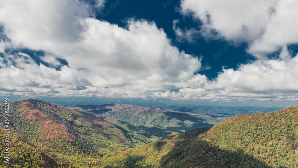 Obraz premium Smoky Mountains clouds