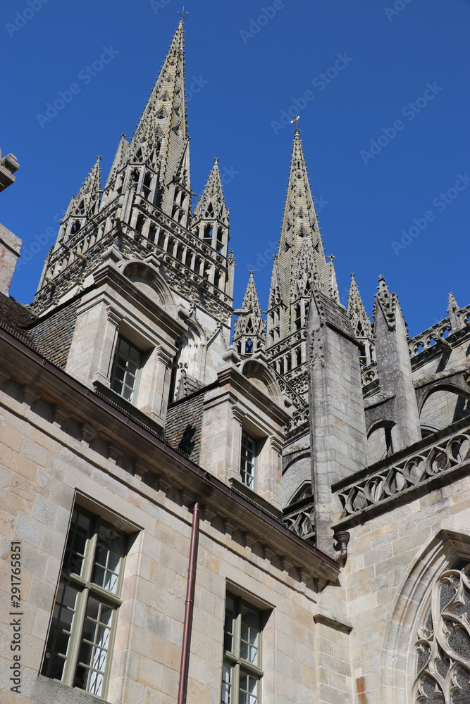 Fototapeta premium Kathedrale Saint-Corentin, Quimper (Bretagne)
