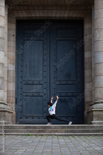 danse devant l'église