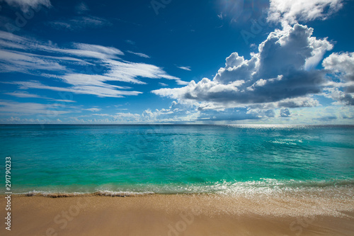 Fototapeta Naklejka Na Ścianę i Meble -  Tropical island beach. Perfect vacation background.