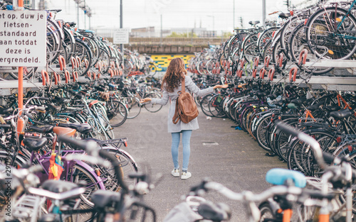 Photography Sign: beware, push your bicycle stand until it is locked