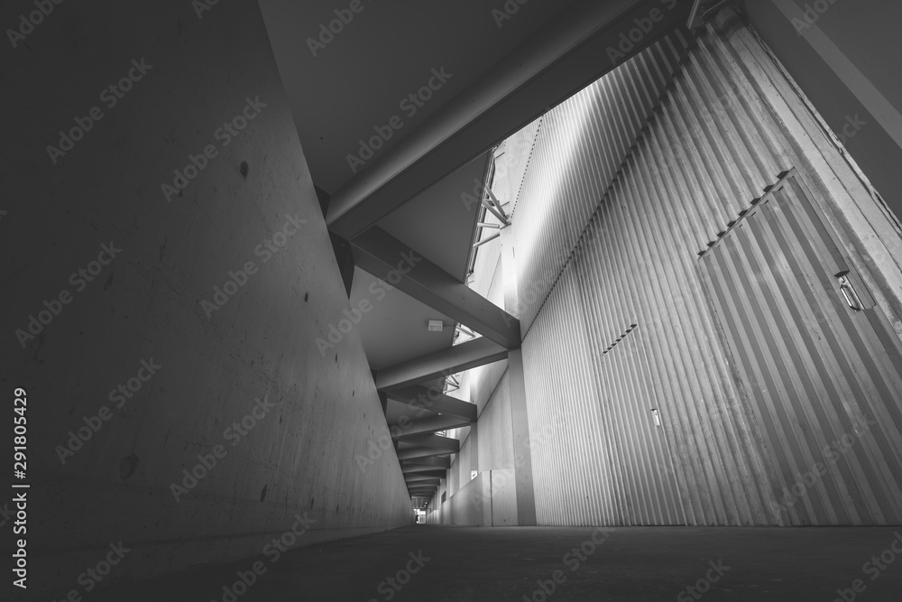 Fototapeta premium tunnel with light