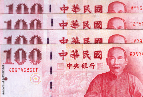 100 New Taiwan Dollar banknote photo