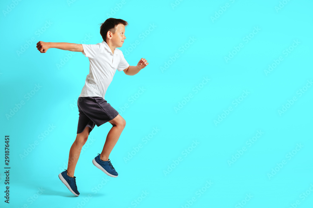 the guy is at the start to run the guy is at the start to run