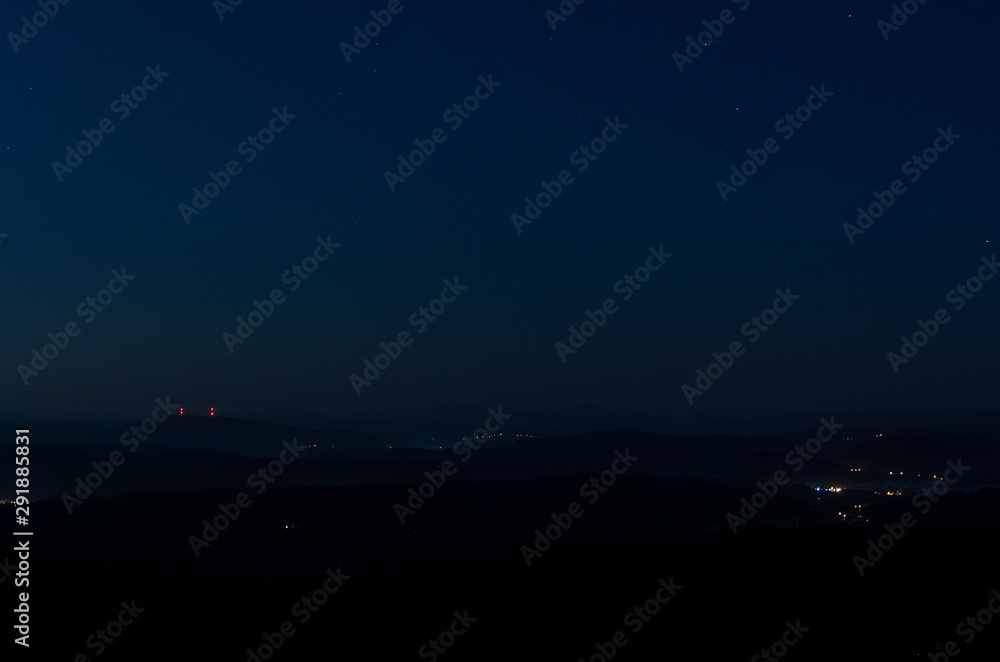 Panorama z Bezmiechowej wieczorem Panorama z Bezmiechowej wieczorem