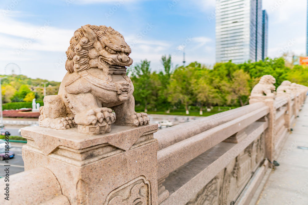 China Urumqi Lion Statue 87