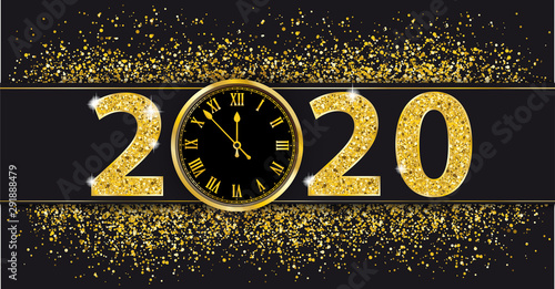 Jahreswechsel 2020, goldene Uhr mit Goldsand
