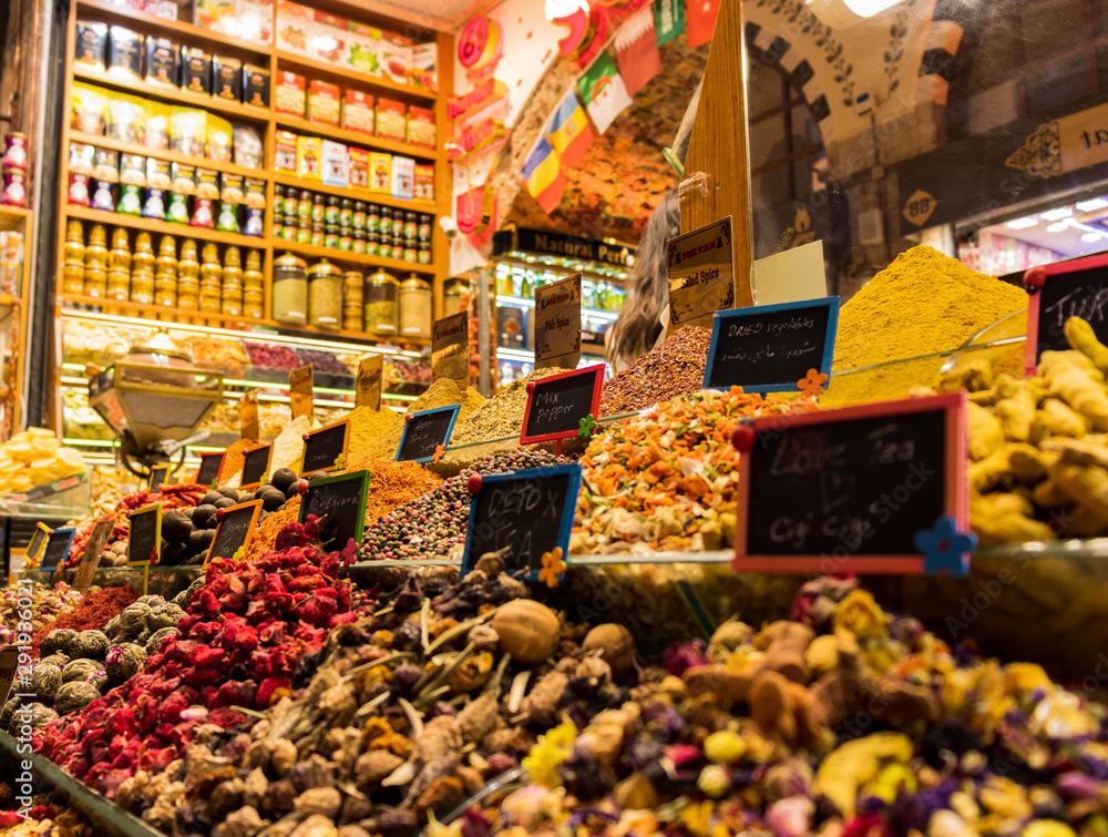 various types of tea on display in Spice Bazaar i Istanbul, Turkey