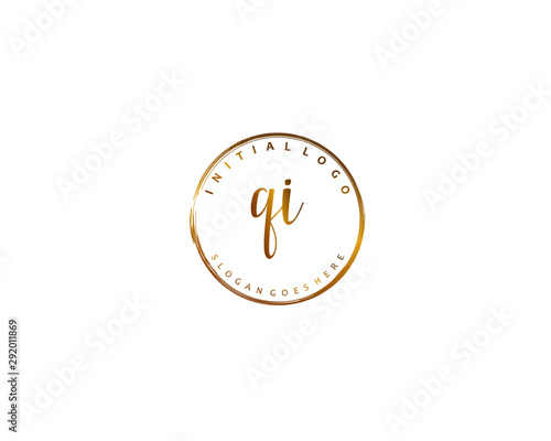 QI Initial handwriting logo vector