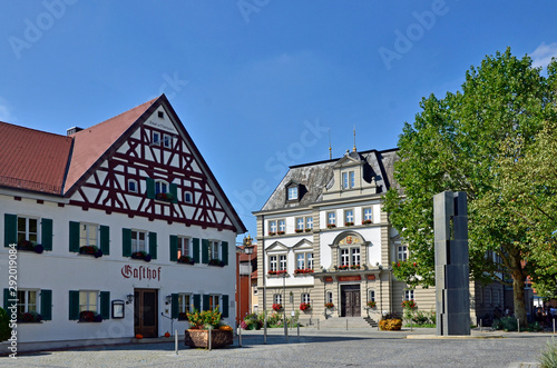Rathaus und Gasthof in Illertissen