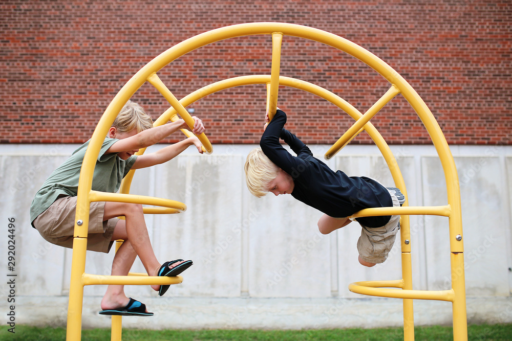 Little kid jungle best sale gym