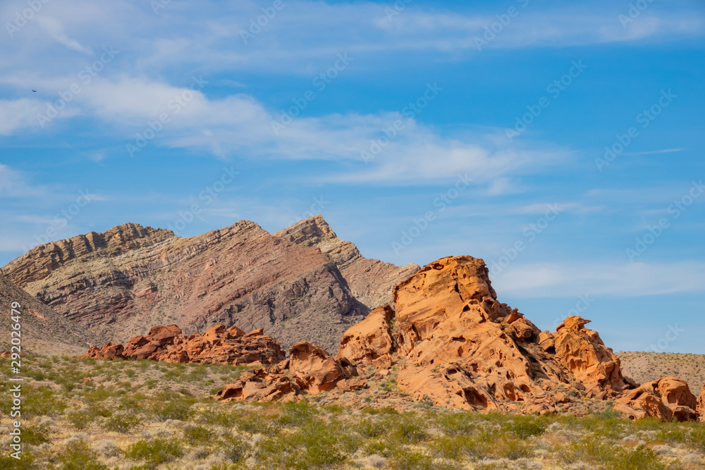 Fototapeta premium Beautiful landscape around Lake Mead National Recreation Area