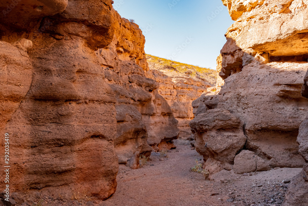 Hiking in the White Owl Canyon of Lake Mead National Recreation Area
