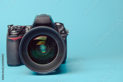 Billede på lærred Professional modern DSLR camera