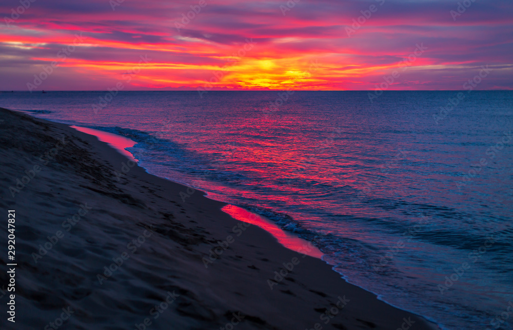 Fototapeta premium Hawaiian Sunset sky at the Beach