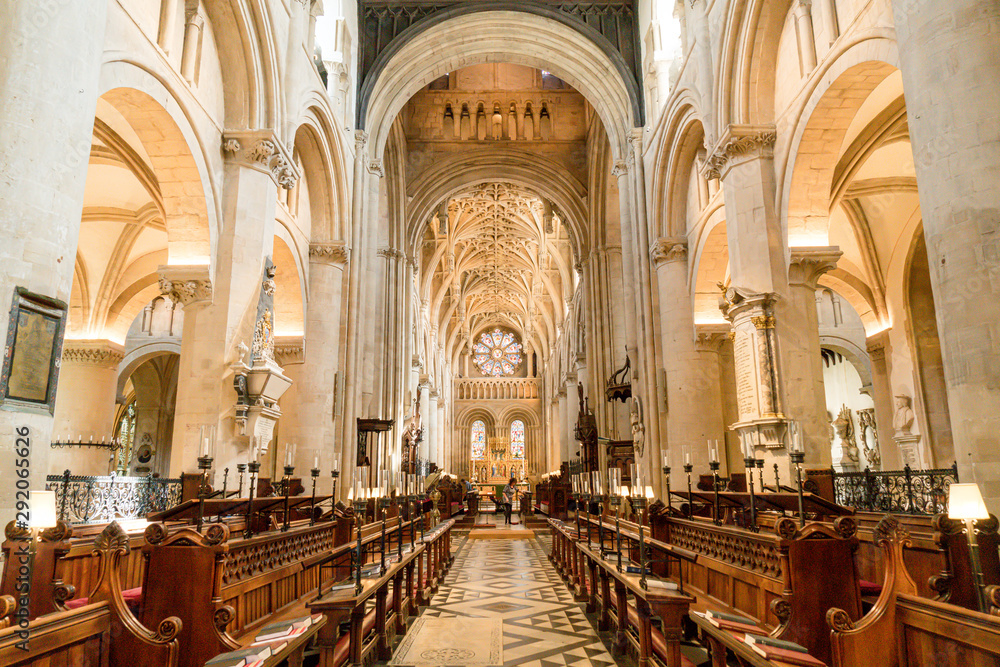 Fototapeta premium OXFORD, UK - AUG 29, 2019: Interior of University Church of St Mary the Virgin. It is the largest of Oxford's parish churches and the centre