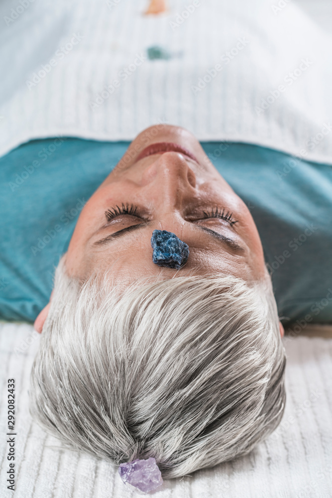 © Microgen - Chakra Healing Treatment © Microgen - Chakra Healing Treatment