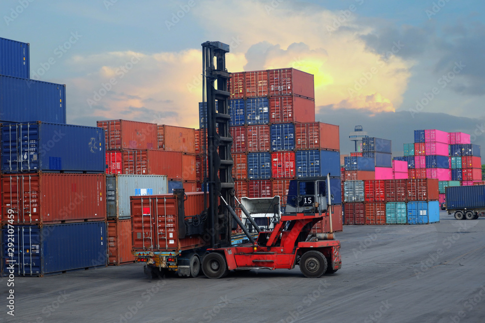 Container handlers in the boat Container handlers in the boat