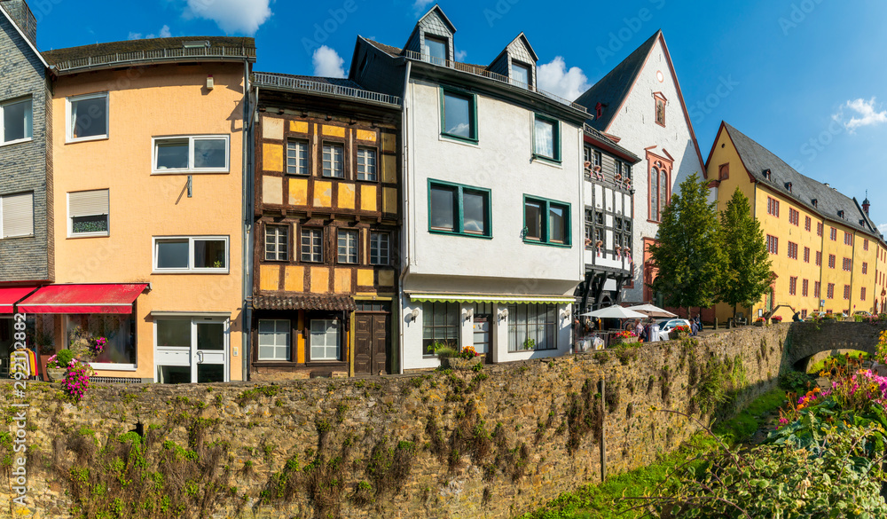 Häuser, Jesuitenkirche und ehemaliges Jesuitenkolleg in Bad Münstereifel