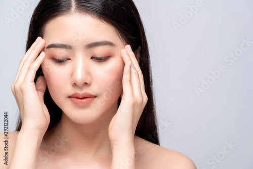 Beautiful Pretty Young asian Woman with Clean Fresh bare Skin concept Asian Girl beauty face skincare. Facial treatment. healthy skin and cosmetic ideas concept